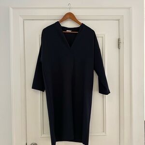 Filipa k  V-Neck navy  Shift Dress